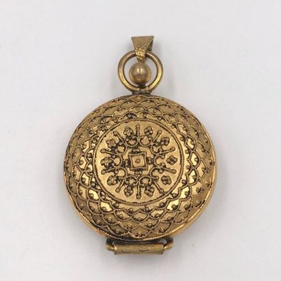 null CURRENCY HANGER PENDANT circular in granulated gold metal.