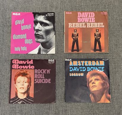 Pop Rock 60's/70's Quatre disques 45T - David Bowie

VG+ à EX; VG+ à EX