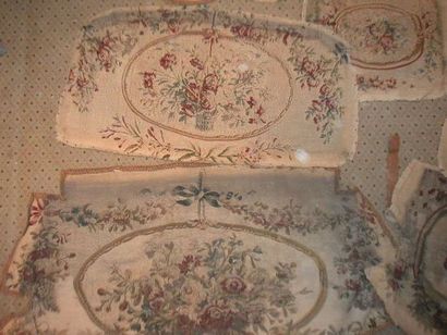 null Living room upholstery (sofa and three armchairs) in tapestry, wool and silk,...