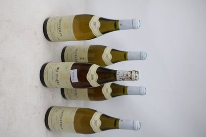 BOURGOGNE Lot de cinq (5) bouteilles:

- Une (1) bouteille - Meursault blanc, 2006,...