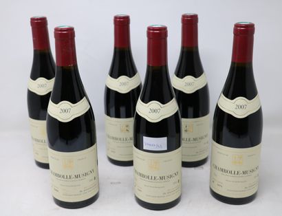 BOURGOGNE Six (6) bouteilles - Chambolle-Musigny, 2007, Dom. Ph.D'Issoncourt (1 x...