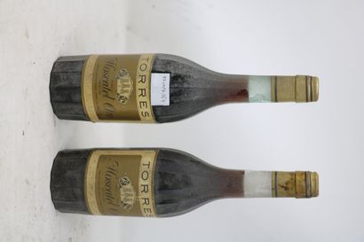 ETRANGER Deux (2) bouteilles - Moscatel Oro, Torres (2 x b; es)

Vin doux espagn...