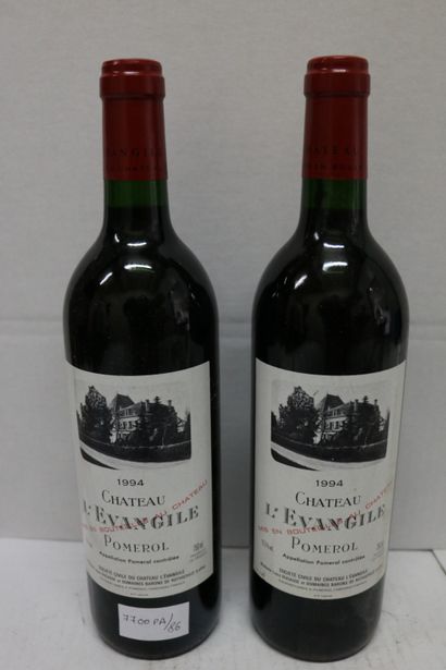 BORDEAUX Deux (2) bouteilles - Château l'Evangile, 1994, Pomerol