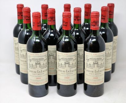 BORDEAUX Douze (12) bouteilles - Château La Lagune, 1988, Haut-Médoc, 3e GCC, réserve...