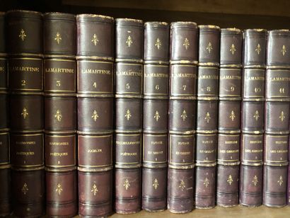 null Lot de livres reliés:

- Lamartine "Œuvre complète", 40 volumes, 1863 (coiffes...