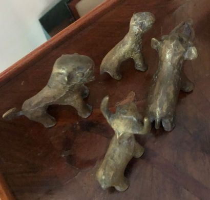 null Lot of various trinkets including: 

- four bronze animal subjects, modern work

-...