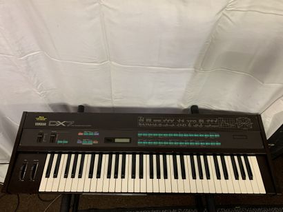 null SYNTHETISEUR, YAMAHA DX7

n° 38731

(traces d'usure)
