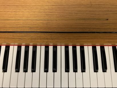 null 
PIANO ELECTRIQUE, HOHNER CLAVINET D6




n° 776364




(traces d'usure, certaines...