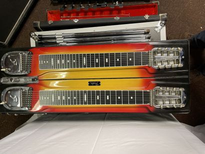 null PEDAL STEEL GUITAR, FENDER, with pedal board, eight rods and four legs

Sunbrust,...