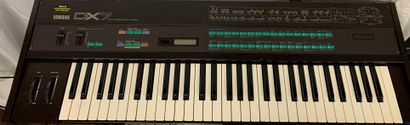 null SYNTHETISEUR, YAMAHA DX7

n° 38731

(traces d'usure)