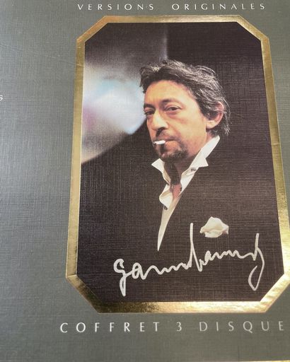 Dédicacé *Un coffret (3 disques 33 T) - Serge Gainsbourg, gris

Signé par l'artiste

EX;...