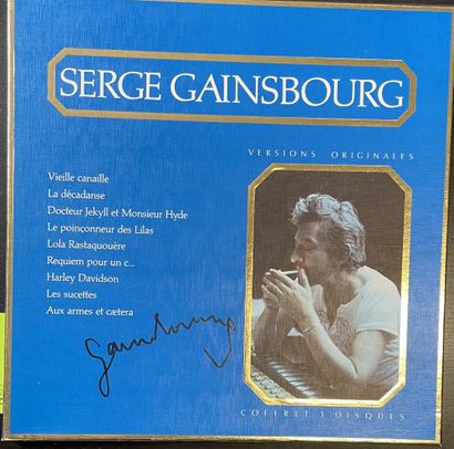 Dédicacé *Un coffret (3 disques 33 T) - Serge Gainsbourg, bleu

Signé par l'artiste

EX;...