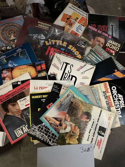 Lot mystère Vingt-cinq disques 33 T - Bandes originales de films/Librairie

Etats...