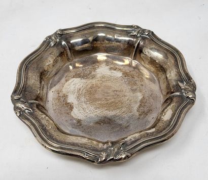 null Bottle coaster in silver (950/00), edges with foliated contours

Louis XV style,...