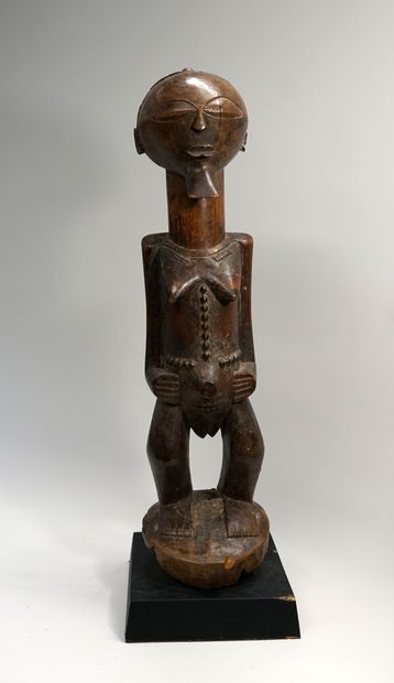 Statue of Luba or Hemba style in patinated...