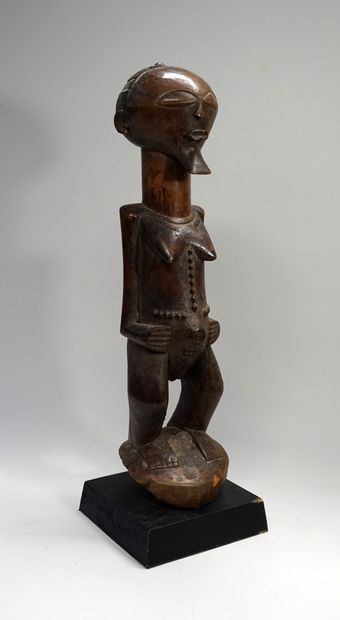null Statue de style Luba ou Hemba en bois patiné

50x12x12cm