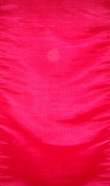 null Crimson red silk velvet, Tassinari and Chatel.

 Retail price : 1 167 € per...