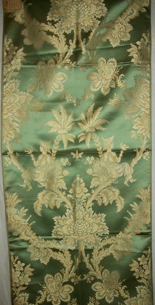 null Silk lampas, 18th century style, green satin background, cream and yellow decoration...