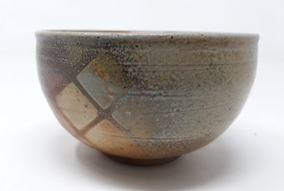 MAISONNEUVE Odile

Stoneware bowl with brown...
