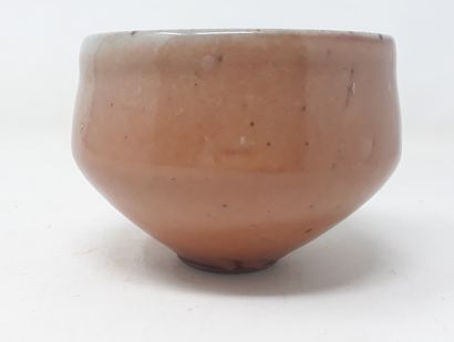  CHOLLET Jean-Pierre 
Stoneware bowl with pink glaze, stamp in hollow and n°145 under...