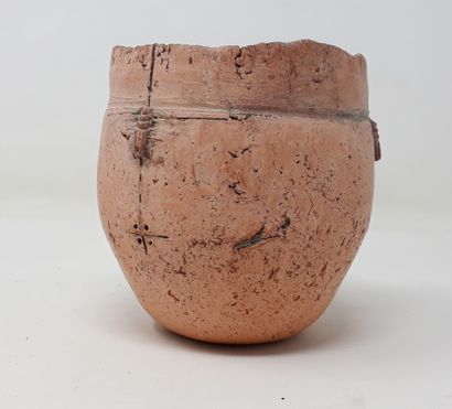 MONTREDON (Workshop) 
Terracotta pot with...