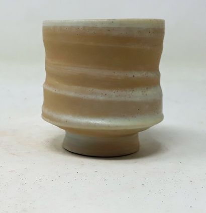 null LUKAS-RINGEL Susan

Beige porcelain spirit bowl, n°349 under heel

diameter:...
