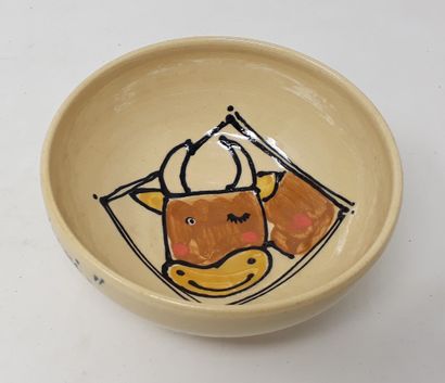 FRIESS Rita

Earthenware bowl with a cow,...