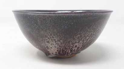null COUSSERAN Serge

Stoneware bowl with burgundy glaze, n°136 under heel

Diameter:...