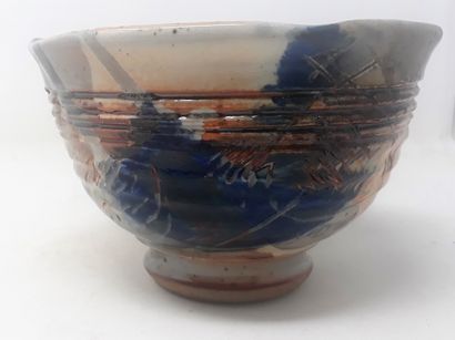  DANSETTE Philippe 
Stoneware bowl with blue and brown decoration, signed in hollow...