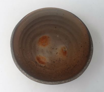  ROUSSEAU Hervé 
Terracotta bowl, signed in hollow 
Diam: 15; H: 6 cm