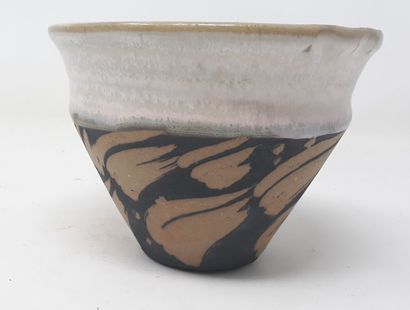  VOELKEL Patrice 
Stoneware bowl partially covered in iridescent white, monogrammed...
