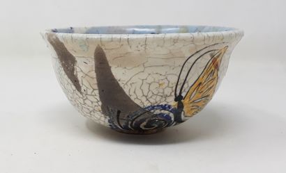  FITZPATRICK Christiane 
Stoneware bowl raku type with butterflies decoration, monogrammed...