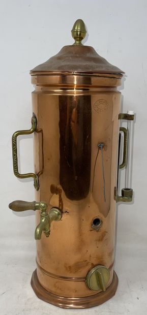 null Copper fountain

20th century

H.: 40 cm (incomplete)