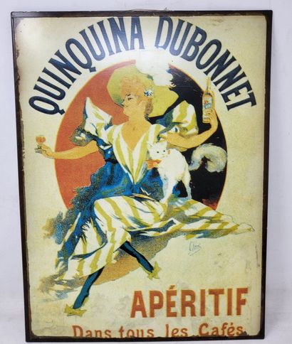 null 
Lot of Dubonnet advertising objects including:

- wall clock "Dubonnet", paper...