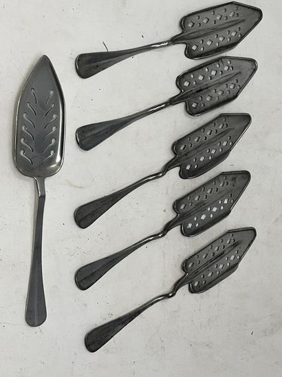 null Fourteen metal absinthe spoons