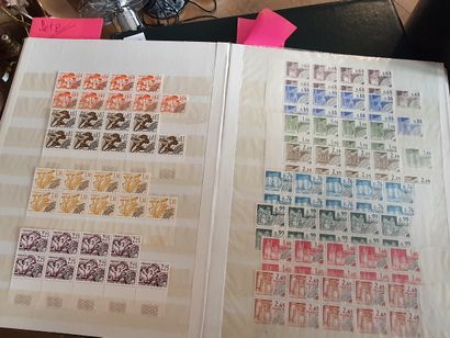 null 1 classeur - France timbres préo modernes, exemplaires par multiple

**

Expert:...