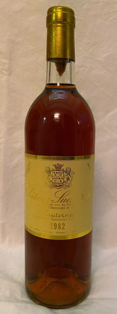 null Deux (2) bouteilles, Château Suduiraut, 1982, 1er GCC de Sauternes (1 x haut...