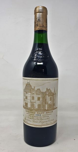 null One (1) bottle, Château Haut-Brion, 1988, 1er GCC de Graves (dirty label, mid-neck...