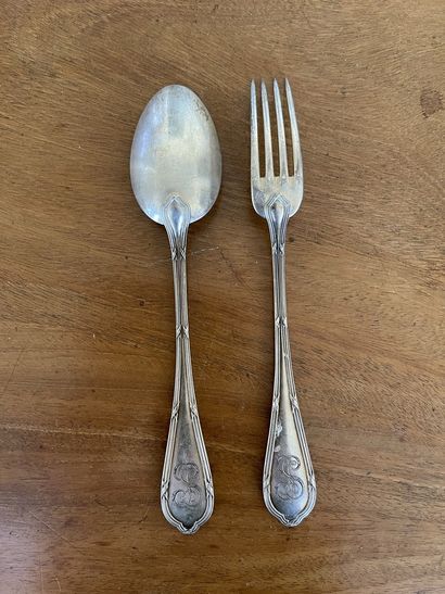 null 
Silver flatware (950/00) with knotted rods,




weight: 130 g
