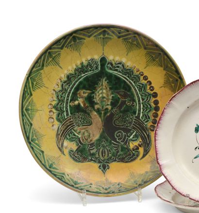 null Blois. Emile Balon (1859-1929), Dish with birds decoration in lustrous porcelain,...