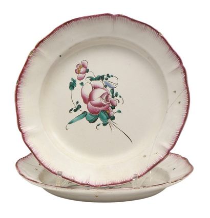 null 
Lot including:




- Eastern earthenware plate with polychrome floral decoration,...