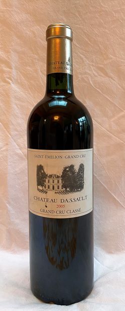 null Deux (2) bouteille, Château Dassault, 2005, Saint Emilion GC (1 x étiquette...