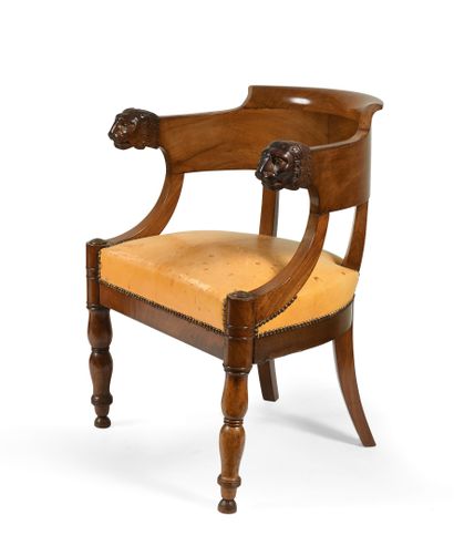null Mahogany and mahogany veneer desk armchair, the back in hemicycle, the armrests...