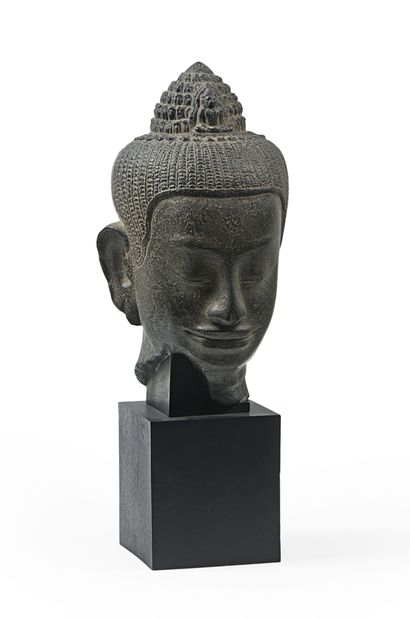 null Head of Buddha plastered

Casting

Modern

H without the base of approx. 32...