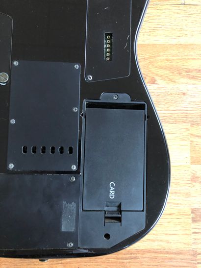 null Guitare synthé, CASIO PG-380 (chocs sur la caisse)

Non testée, vendue sans...