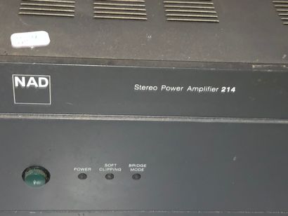 null Ampli hifi, NAD, Amplifier 214

Testé, fonctionne, mais état non garanti - Vendu...