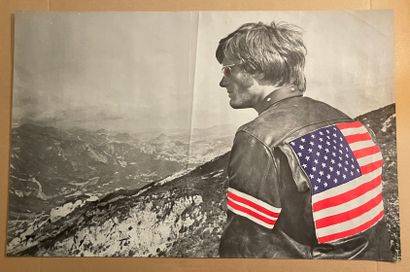 null Affiche Peter Fonda dans Easy Rider

47 x 72,5 cm (lègères pliures au milie...