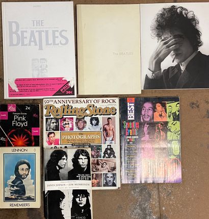 null Lot de huit livres/magazines - 1960/1970's (The Beatles, The Doors, Janis Joplin,...