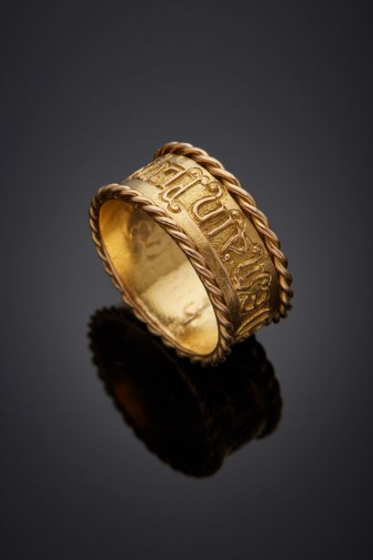 null Large yellow gold (750‰) ALLIANCE edged with twists, partially amati, inscribed...