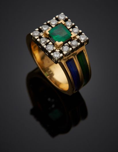 null Yellow and white gold (750‰) square ring set with a square emerald, surrounded...